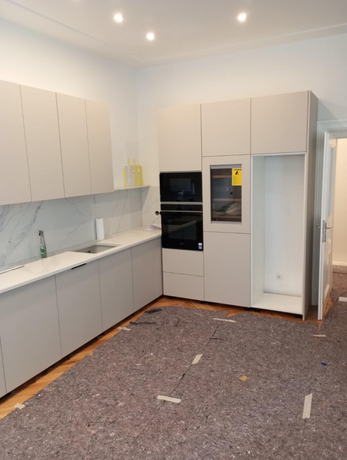 8d11701f-0fc8-479e-95a4-d38437a1f942